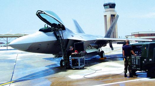F/A-22 Raptor prepares for flight