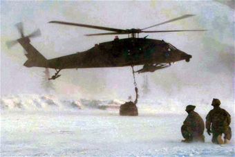 Army engineers assist F-22 recovery