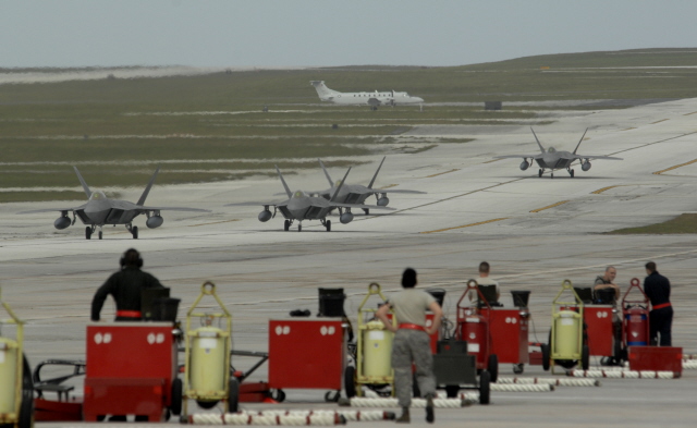 Largest deployment of F-22s under way 
