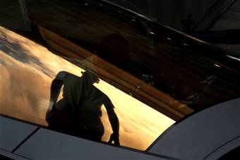 Egress technicians keep raptor pilots covered
